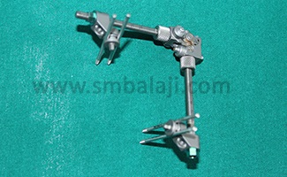 Types of Distraction Osteogenesis 7 Mandibular External Pin Retained Multivector Distractor