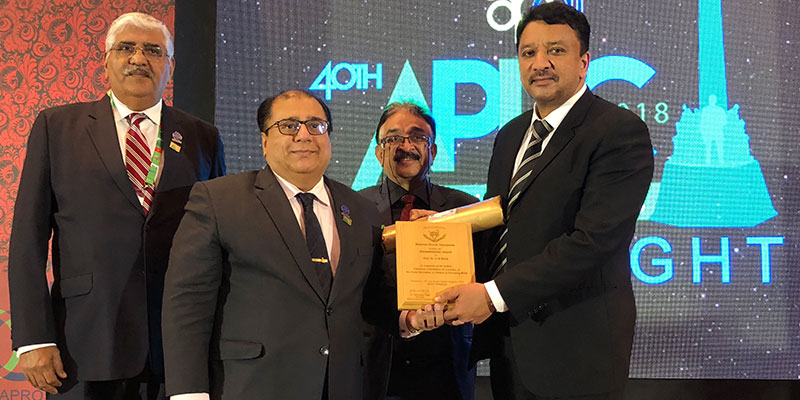 Pakistan Dental Association’s Humanitarian Award conferred on Prof SM Balaji