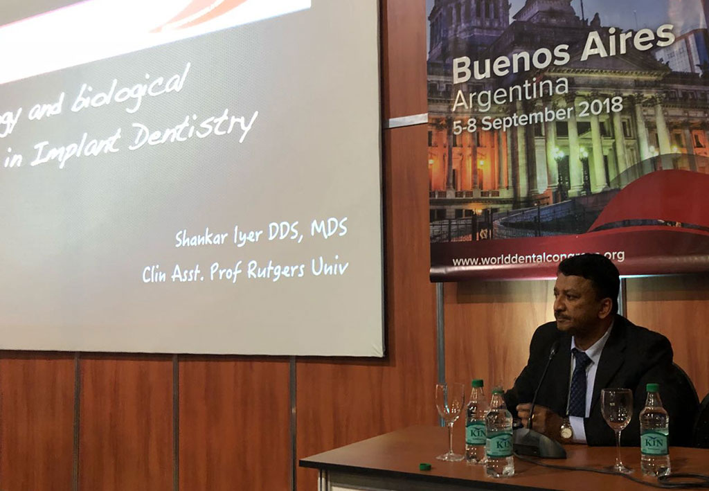 Dr Sm Balaji Moderating A Plenary Session At The Fdi World Dental Conference In Buenos Aires