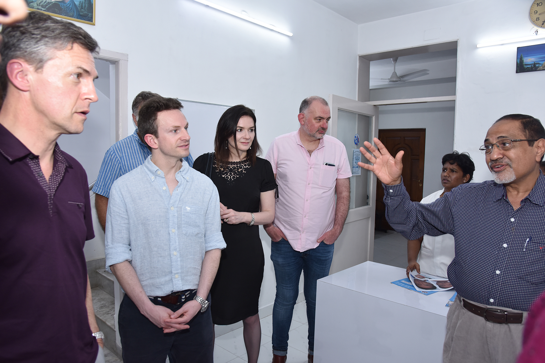 Visit of Dr Andrew Edwards, Dean-Elect, Faculty of Dentistry, Royal College of Surgeons, Glasgow 12 Interaction Between The Teams
