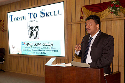 Dr SM Balaji delivers the keynote lecture on the subject of “Tooth to Skull” at the 7th Saveetha STAR Summit