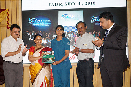 Tooth to Skull keynote lecture at 7th STAR Summit in Saveetha Dental College 4 Meritorious Students Were Presented With Dr Sm Balaji’s Textbook Of Oral And Maxillofacial Surgery At The End Of The Keynote Lecture