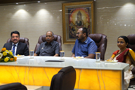 Dr SM Balaji leads brainstorming session at deans meet in Saveetha Dental College 8 A View Of The Deans Meeting In Progress That Was Convened To Discuss Ways To Improve Dental Research