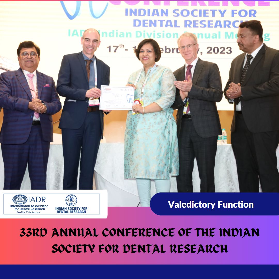 Dr. Sm Balaji Applauding An Awardee For The Best Scientific Presentation