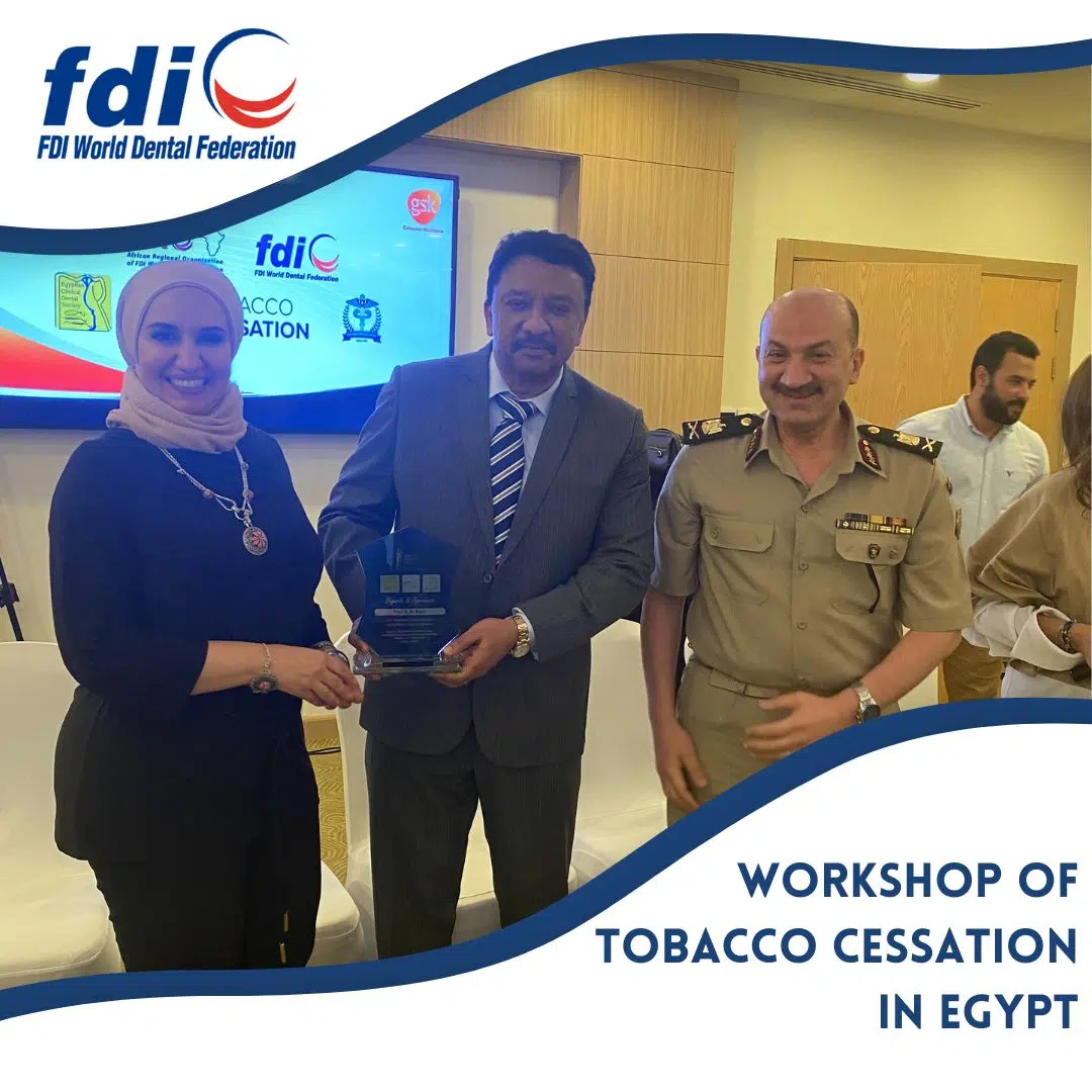 6 – Dr. Sm Balaji Receiving A Memento For His Keynote Lecture At The Workshop